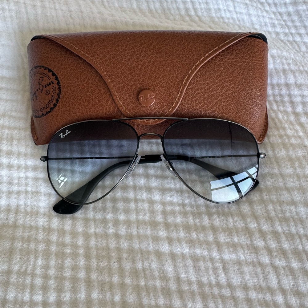 Ray-Ban Aviator Sunglasses